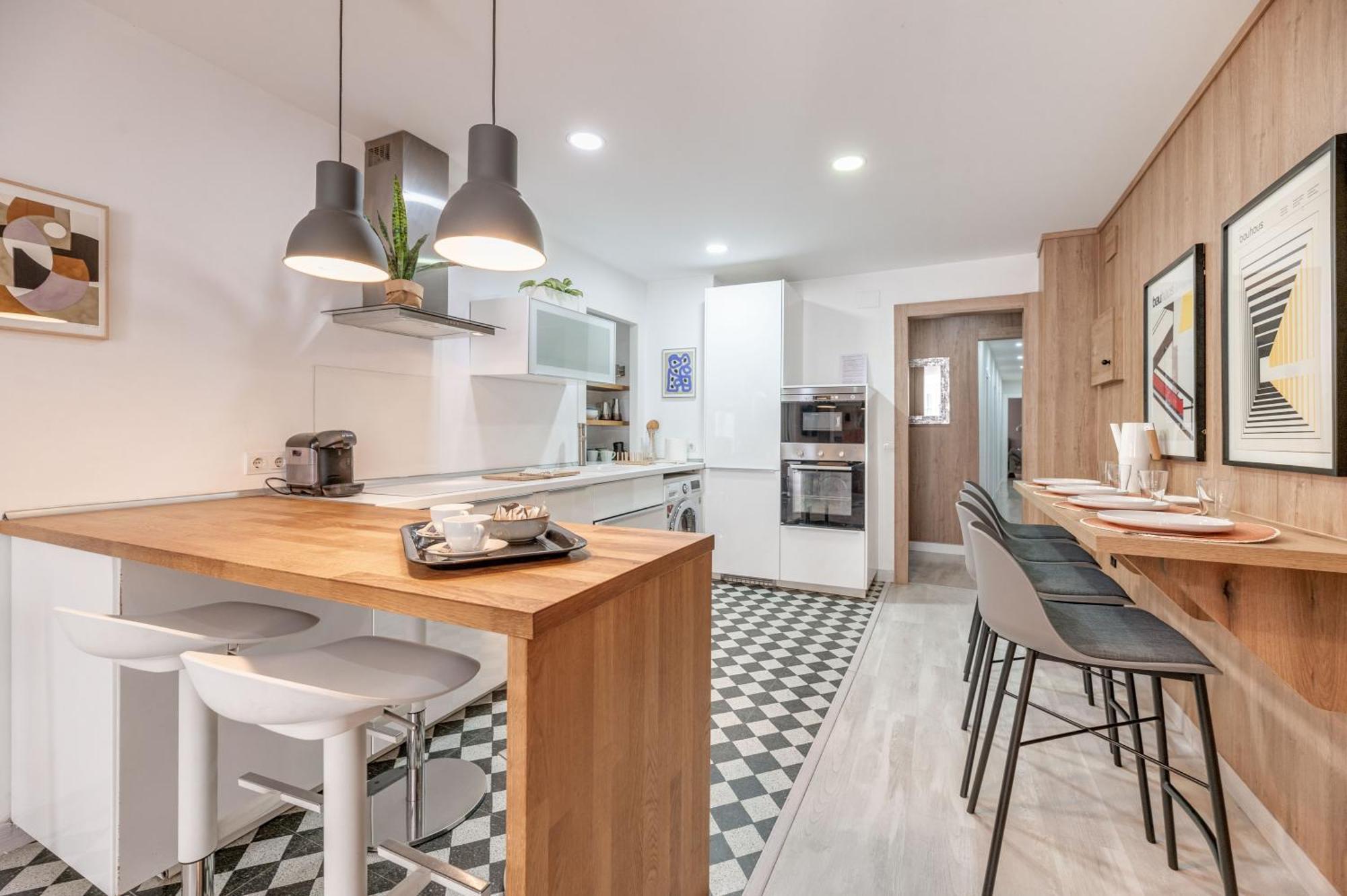 Victoria 16 Premium By Nagoa Homes Malaga Exterior photo